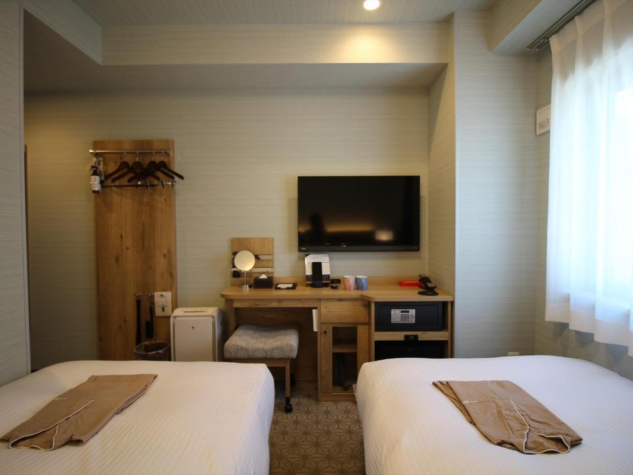 Hotel Wbf Namba Nippombashi Ōsaka Exterior foto